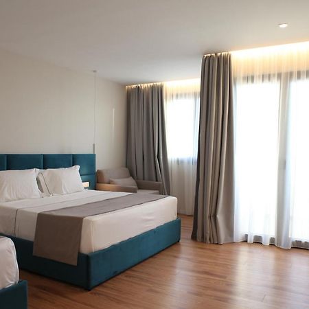 Volmar Hotel Durrës 外观 照片