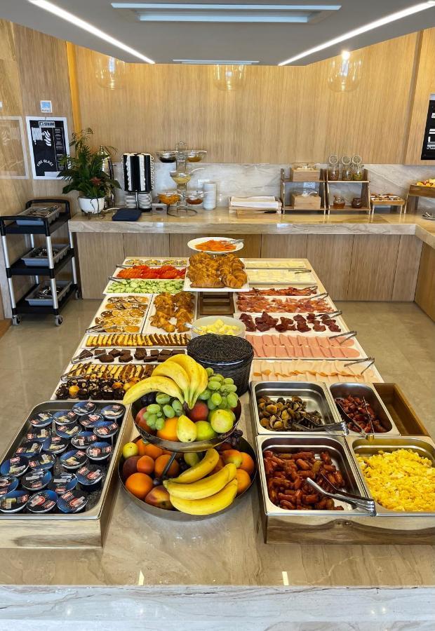 Volmar Hotel Durrës 外观 照片